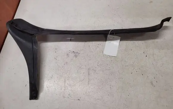Fender end trim