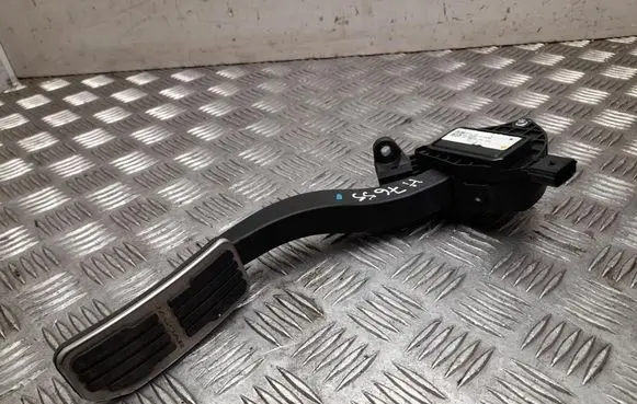Jaguar F-Pace Accelerator throttle pedal HK8M9F836AA
