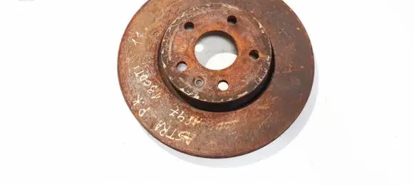 Opel Astra J Front brake disc ventiliuojamas