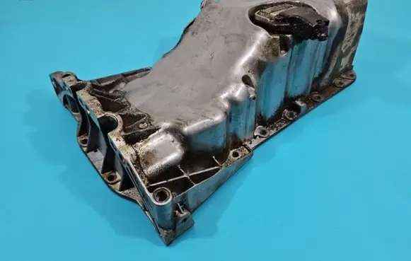 Oil sump