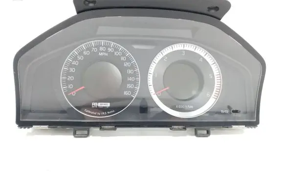 Volvo XC70 Speedometer (instrument cluster) 31270907AA 36002606 69399340U