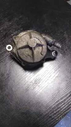 BMW 5 E34 Vacuum pump 72162504