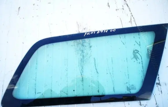 Ford Focus Rear side window
