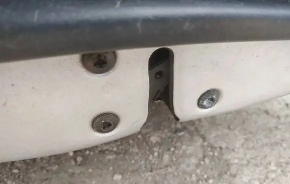 Hyundai Santa Fe Front door lock