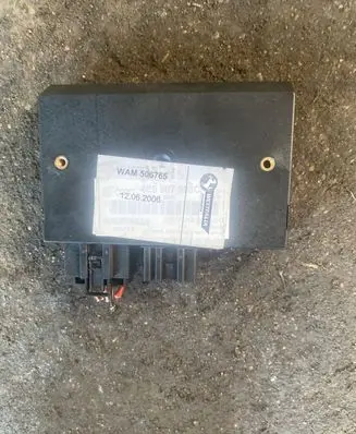 Audi A6 S6 C6 4F Tow bar trailer control unit/module 4E0907383