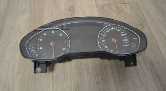 Audi A8 S8 D4 4H Speedometer (instrument cluster) 4H0920900E