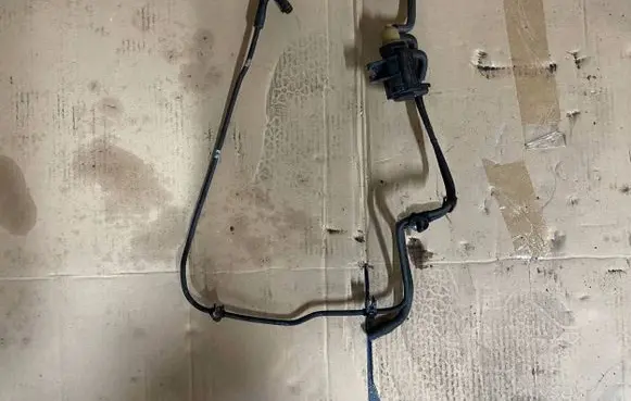 Ford Focus Valve vacuum M5G-9F490-AA