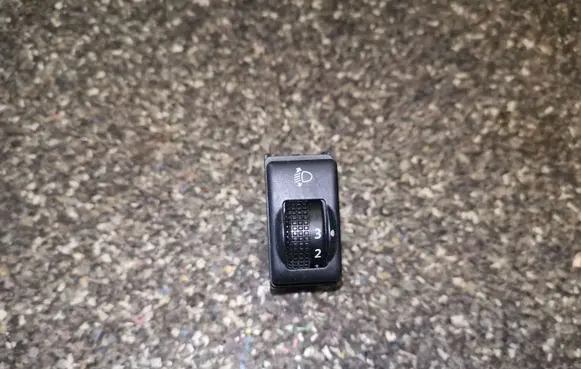 Nissan Micra Headlight level height control switch
