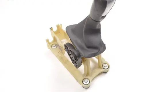 Volvo V50 Gear shifter/selector 30783139