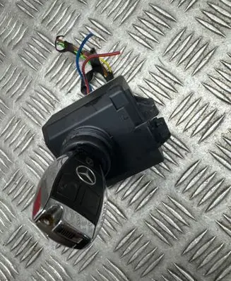 Mercedes-Benz SLK R172 Ignition lock A2129056801 9359800 7082200331406103