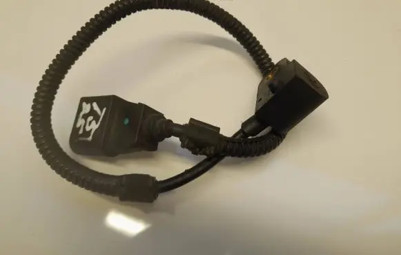 Volkswagen Transporter - Caravelle T5 Crankshaft speed sensor 