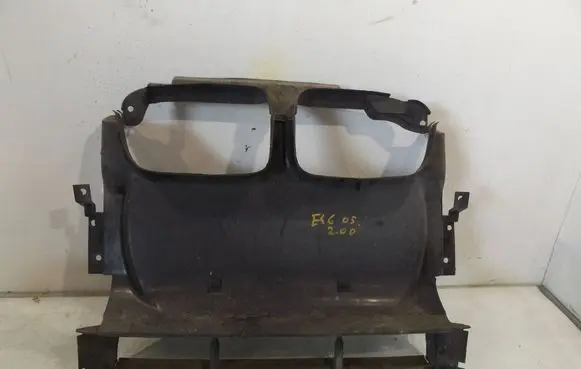 BMW 3 E46 Radiator support slam panel 8202832