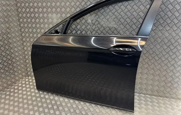 BMW 5 F10 F11 Front door 41007206107