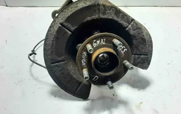 Ford Kuga II Rear wheel hub