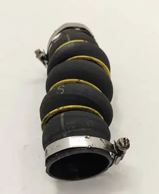 Peugeot 5008 Intercooler hose/pipe 9686000180