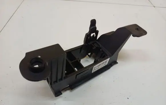 Skoda Octavia Mk2 (1Z) Other exterior part 1K0937561G