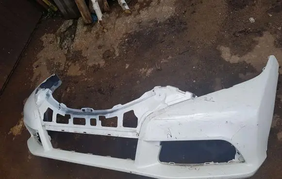 Honda Civic IX Front bumper