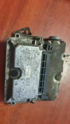 Peugeot 206 Engine control unit/module 9632693980