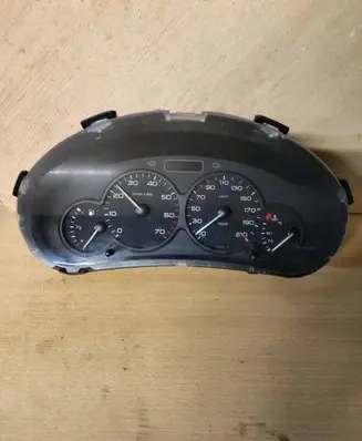 Peugeot Partner Speedometer (instrument cluster) DF0G8LC7