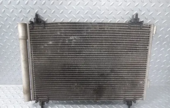 A/C cooling radiator (condenser)