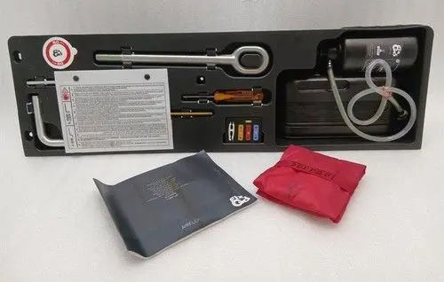 Ferrari California F149 Tool set
