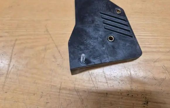 Dodge Nitro Accelerator throttle pedal bracket 93385700