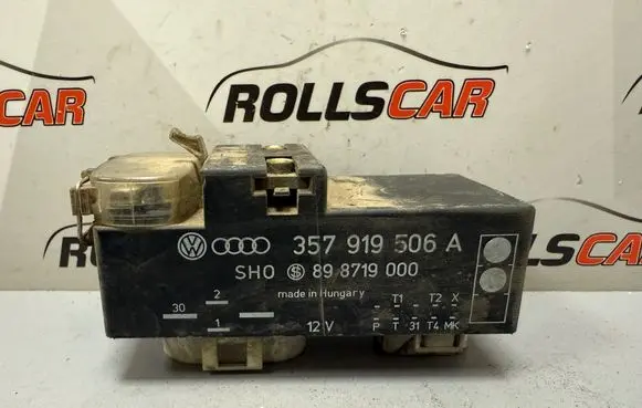 Volkswagen PASSAT B4 Coolant fan relay 701919506A