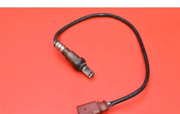 Skoda Octavia 985 Lambda probe sensor 04E906262GI