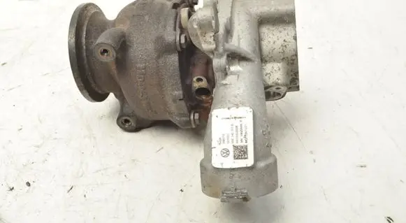 Seat Leon (5F) Turbo 05E145701E