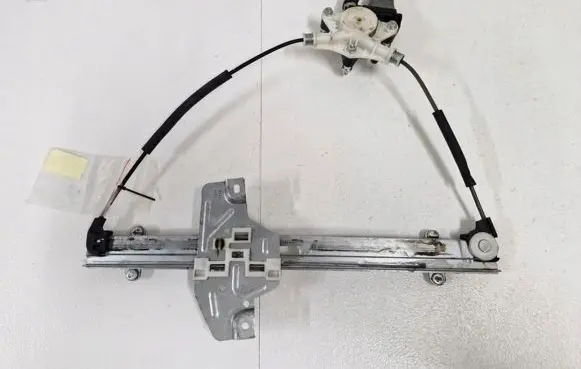 KIA Rio Front door window regulator with motor 82450-1W300