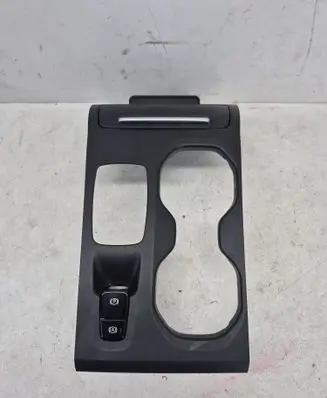 Volvo XC40 Other center console (tunnel) element 31469010