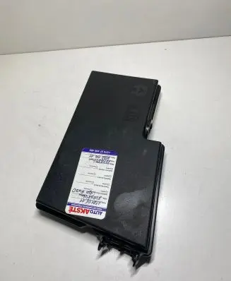 Mazda 3 I Fuse box cover 318789229