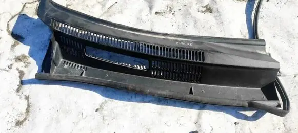 Toyota Prius (XW20) Wiper trim 5578147080 55781-47080
