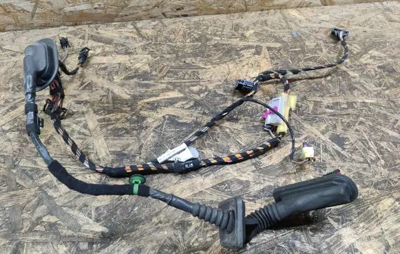 Volkswagen Golf VI Front door wiring loom 5K4971121CD