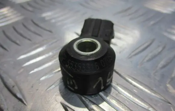Opel Astra H Detonation knock sensor 55353316