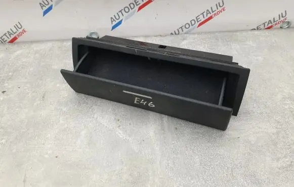 BMW 3 E46 Dashboard storage box/compartment 8260312 51168260312
