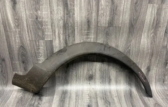Volvo XC70 Front arch trim 09190878 8620130