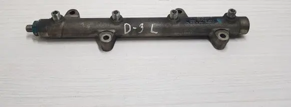Audi A8 S8 D3 4E Fuel main line pipe 057130089C