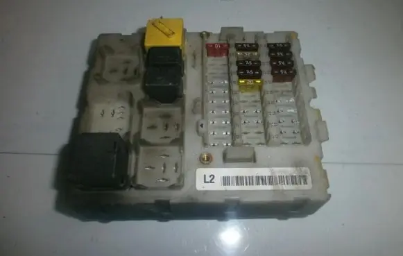 Renault Laguna I Fuse box set