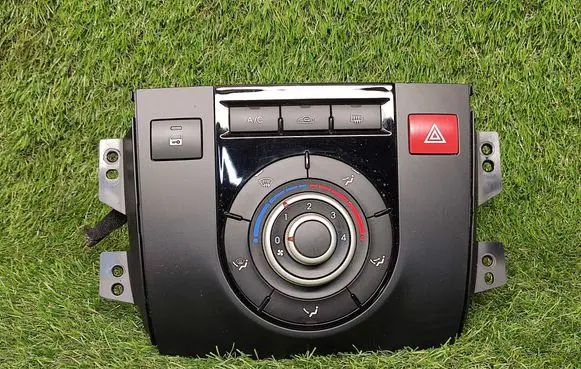 KIA Venga Head unit multimedia control 972501P160