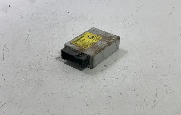 BMW 5 E60 E61 Center console control module 9113064