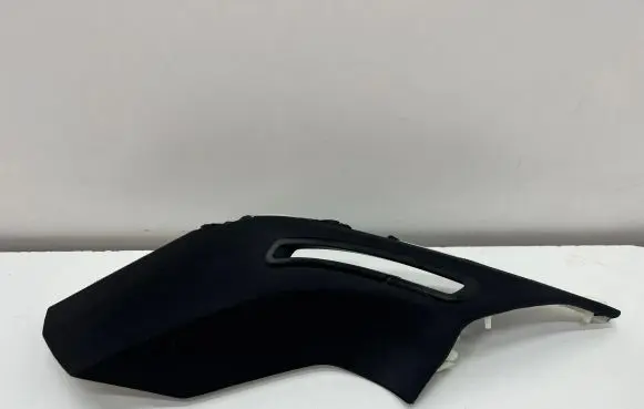 (C) pillar trim
