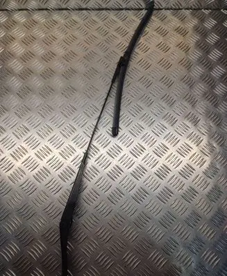 Opel Astra H Front wiper blade arm 13111220
