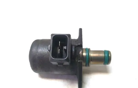 Mercedes-Benz E W211 Hydraulic servotronic pressure valve 69032901