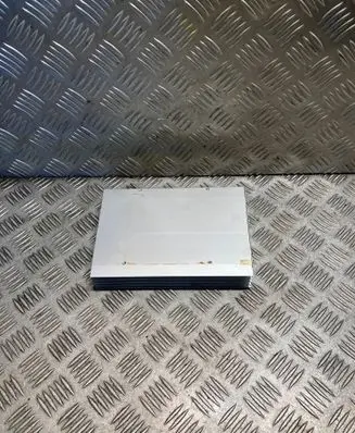 Chrysler 300 - 300C Sound amplifier 05064118AF
