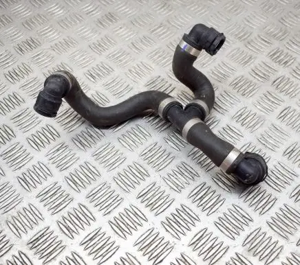 Mercedes-Benz C W205 Engine coolant pipe/hose A2055013984