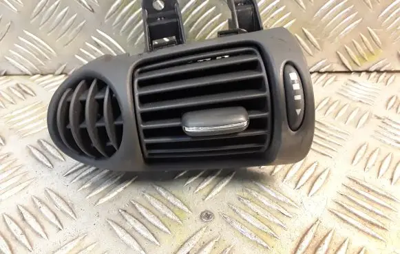 Mercedes-Benz C W203 Dashboard air vent grill cover trim 2038300654 A2038300654