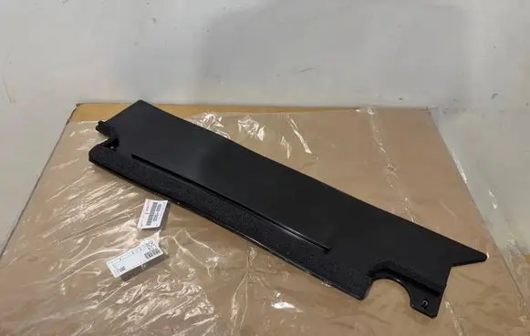 Lexus LBX Intercooler air guide/duct channel 1659215020