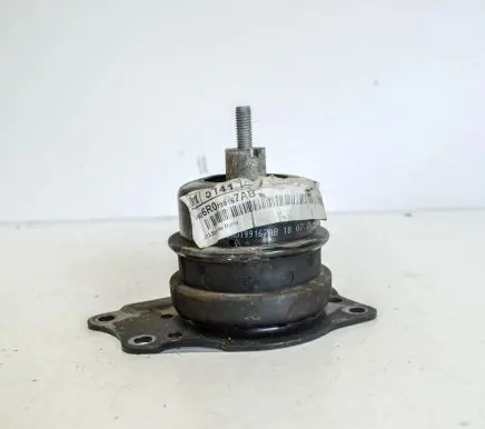 Seat Ibiza IV (6J,6P) Engine mount bracket 6R0199167AB