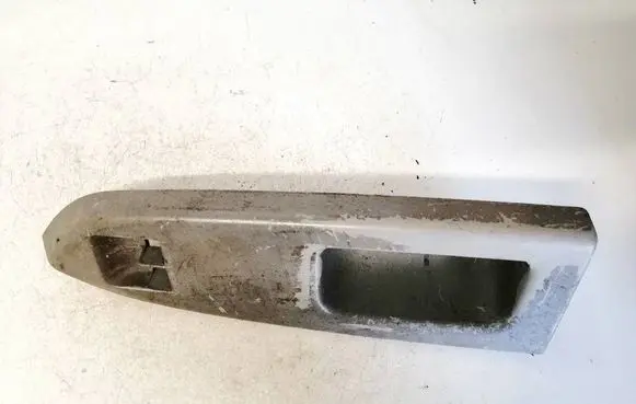 Volkswagen Caddy Front door window switch trim 1t1867371e